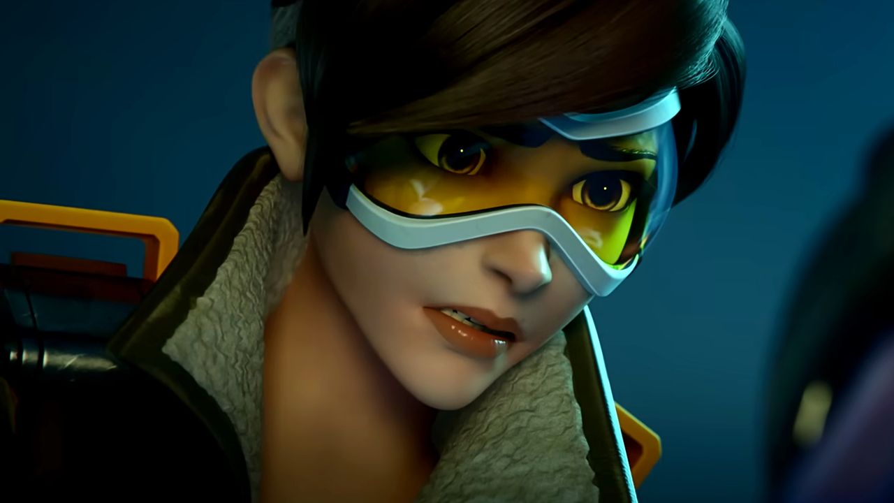 Overwatch 2 исключает Трейсер из списка героев на стадионе спустя 2 дня из-за эксплойта с прыжками во времени, который сделал её практически неуязвимой.